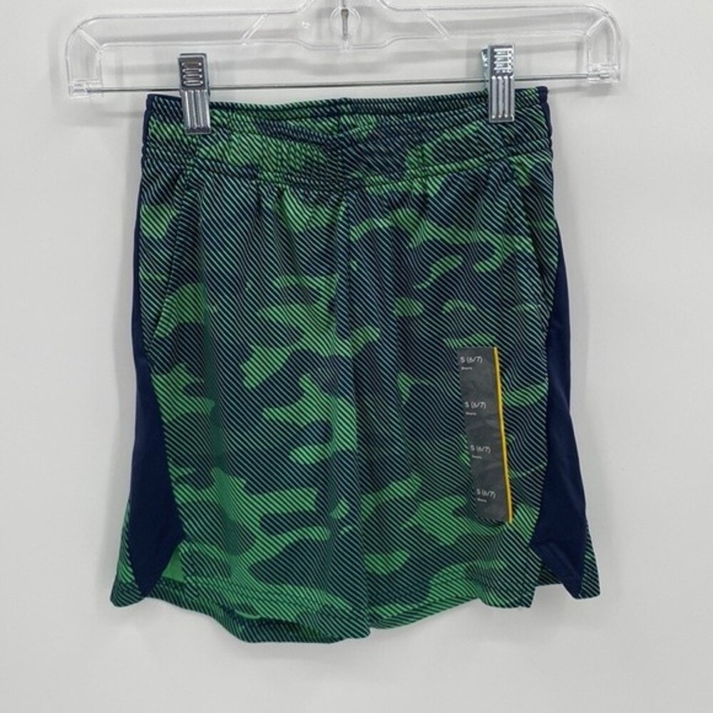 All in Motion S 6/7 Camo Green Running Play Shorts New camo workout